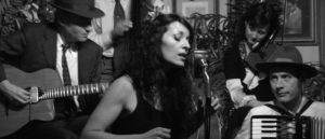 La Belle De Paris Black and White Full Band